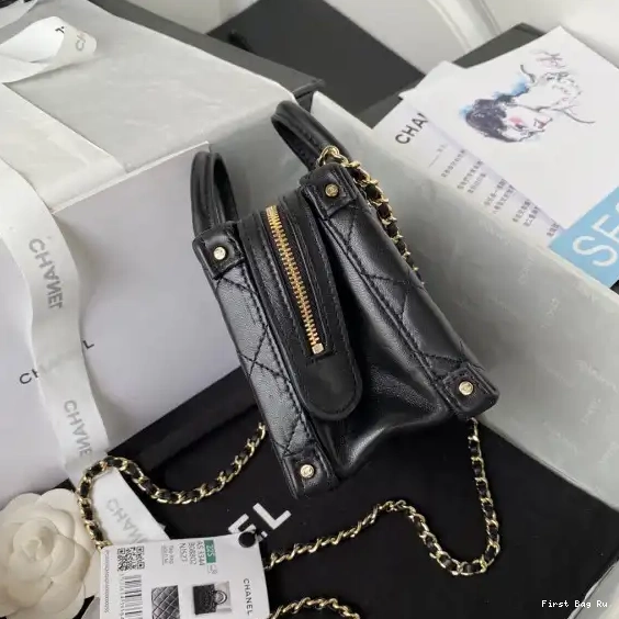 First Bag Ru CHANEL VANITY CASE 0626